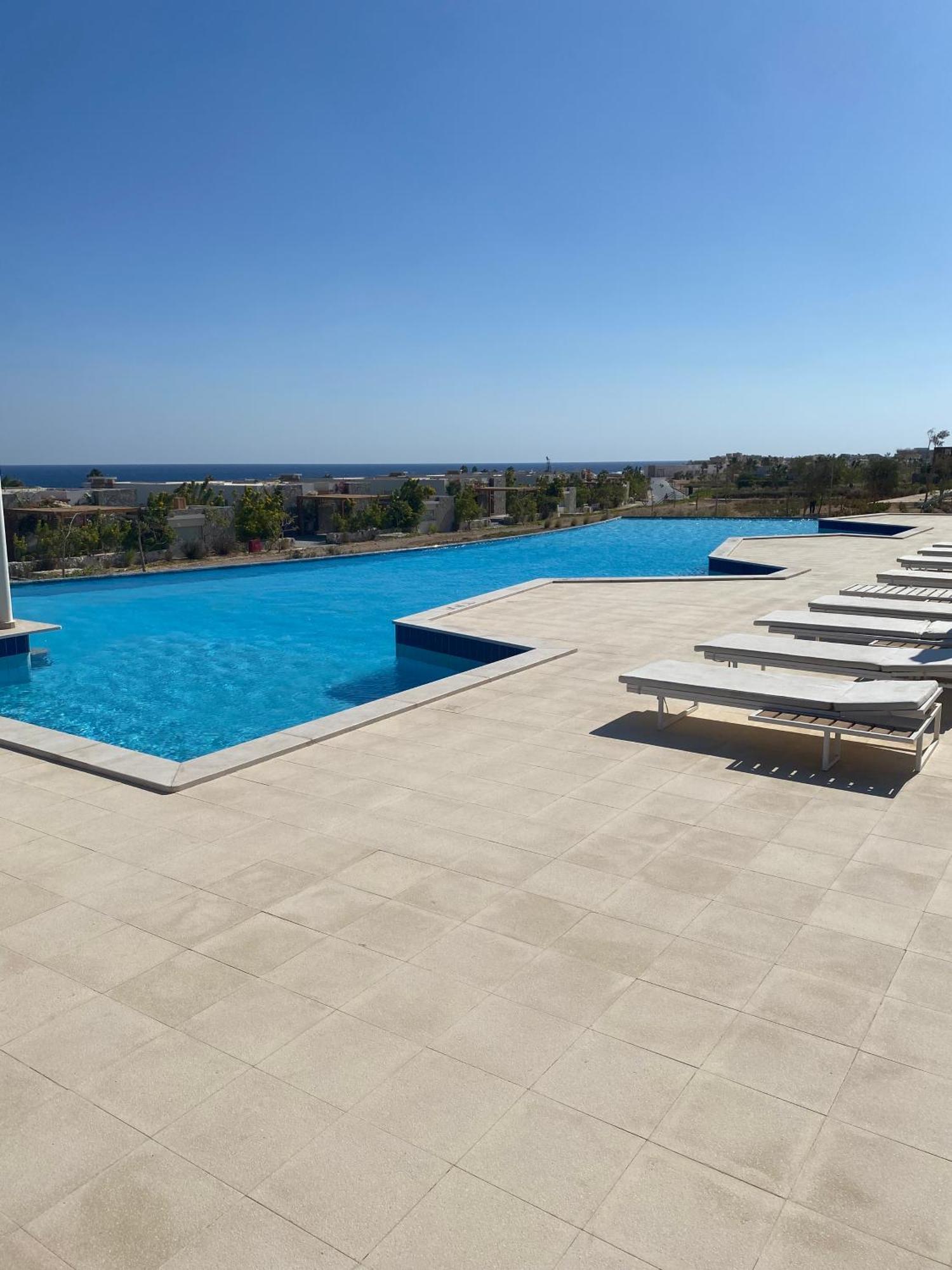 Luxury One Bedroom With Sea View In Somabay Apartment