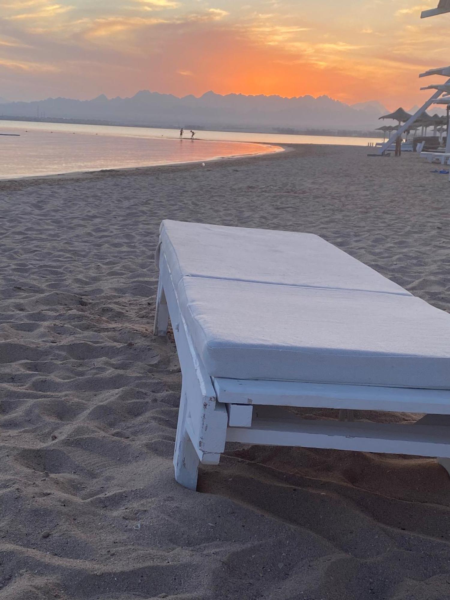 Apartment Luxury One Bedroom With Sea View In Somabay